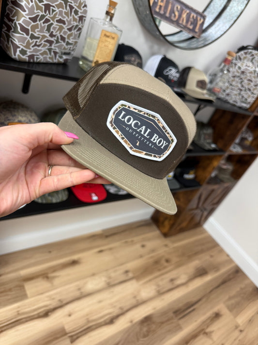 LOCAL BOY VINTAGE EMBLEM 7 PANEL