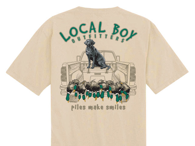 LBO PILES MAKE SMILES TEE