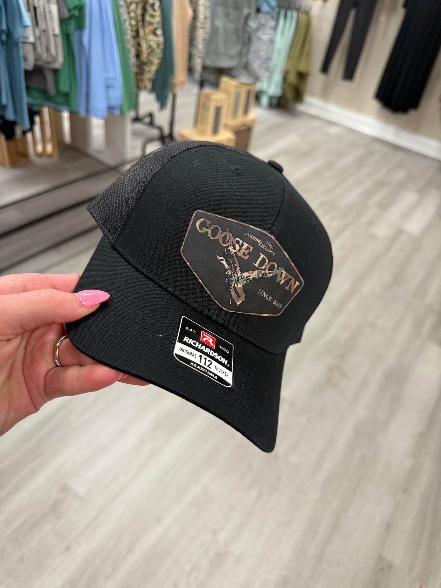 GOOSE TRUCKER HAT